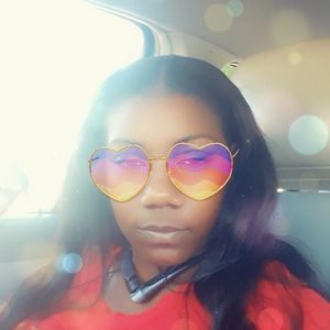 Meet your Posher, Nicky